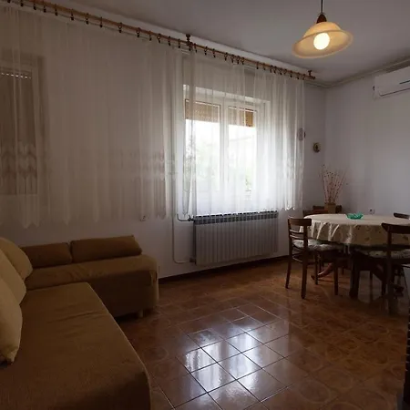 Antica 3*
